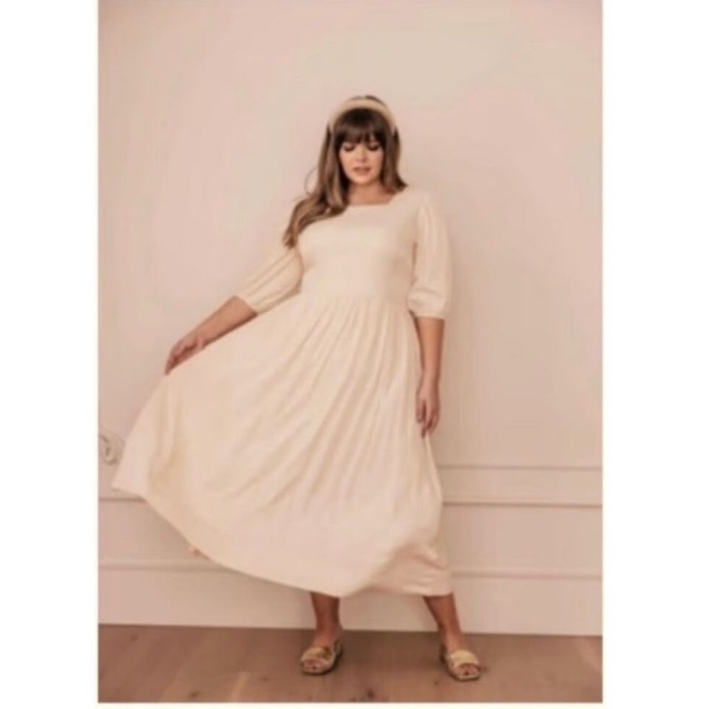 BNWT — JessaKae Fern Dress — Size Medium